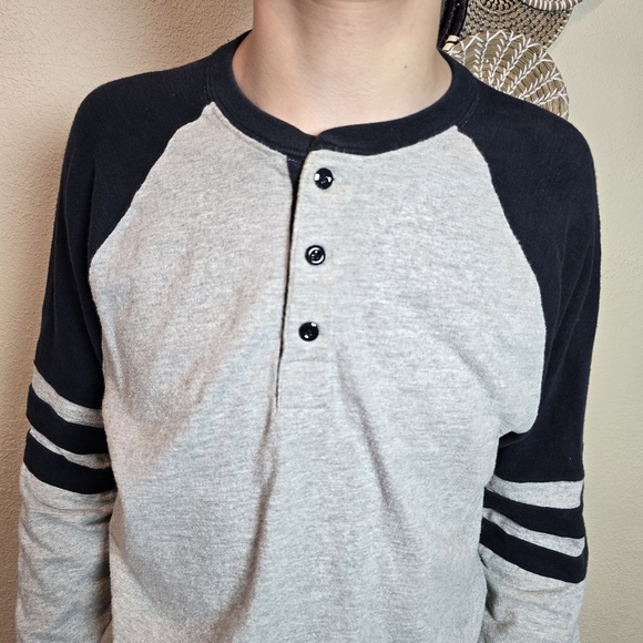 Abercrombie Fitch Shirt Mens Lge  Gray  Long Stripe Sleeve Athletic Dept Heavy - Picture 3 of 10